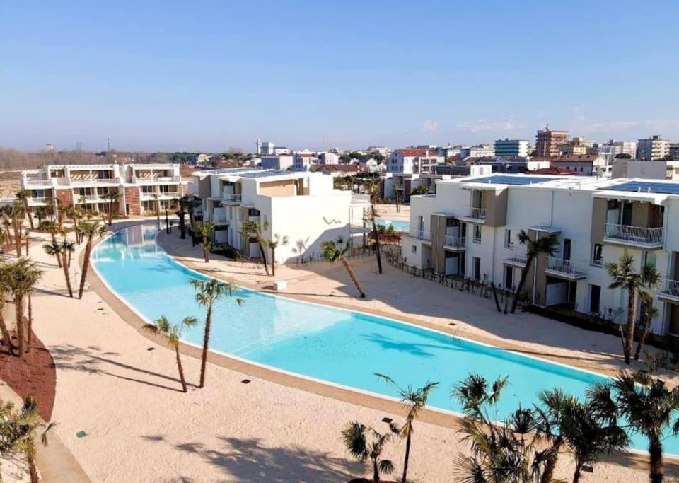 Wave Island! Luxury Resort A Jesolo - Piscina E Park Free! Eksteriør bilde