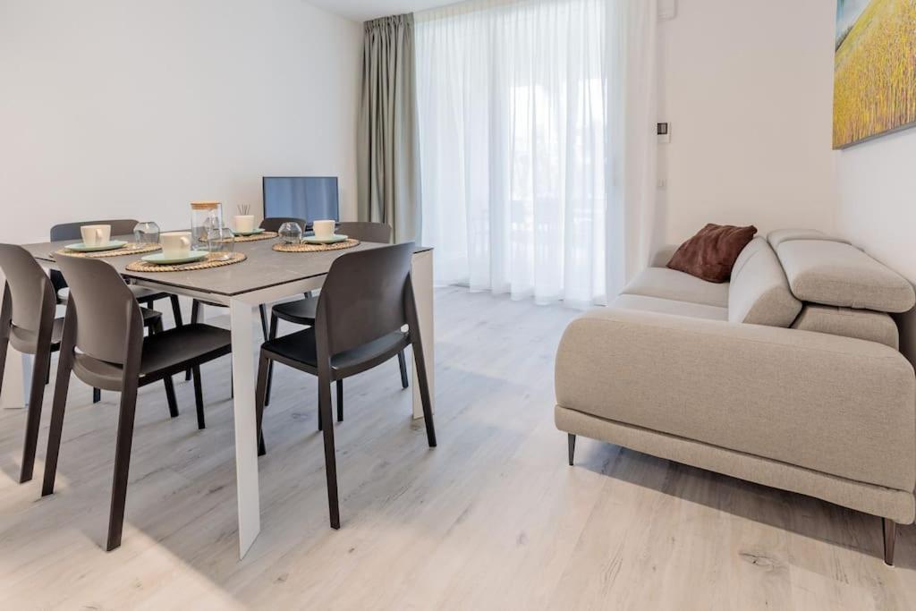 Wave Island! Luxury Resort A Jesolo - Piscina E Park Free! Eksteriør bilde