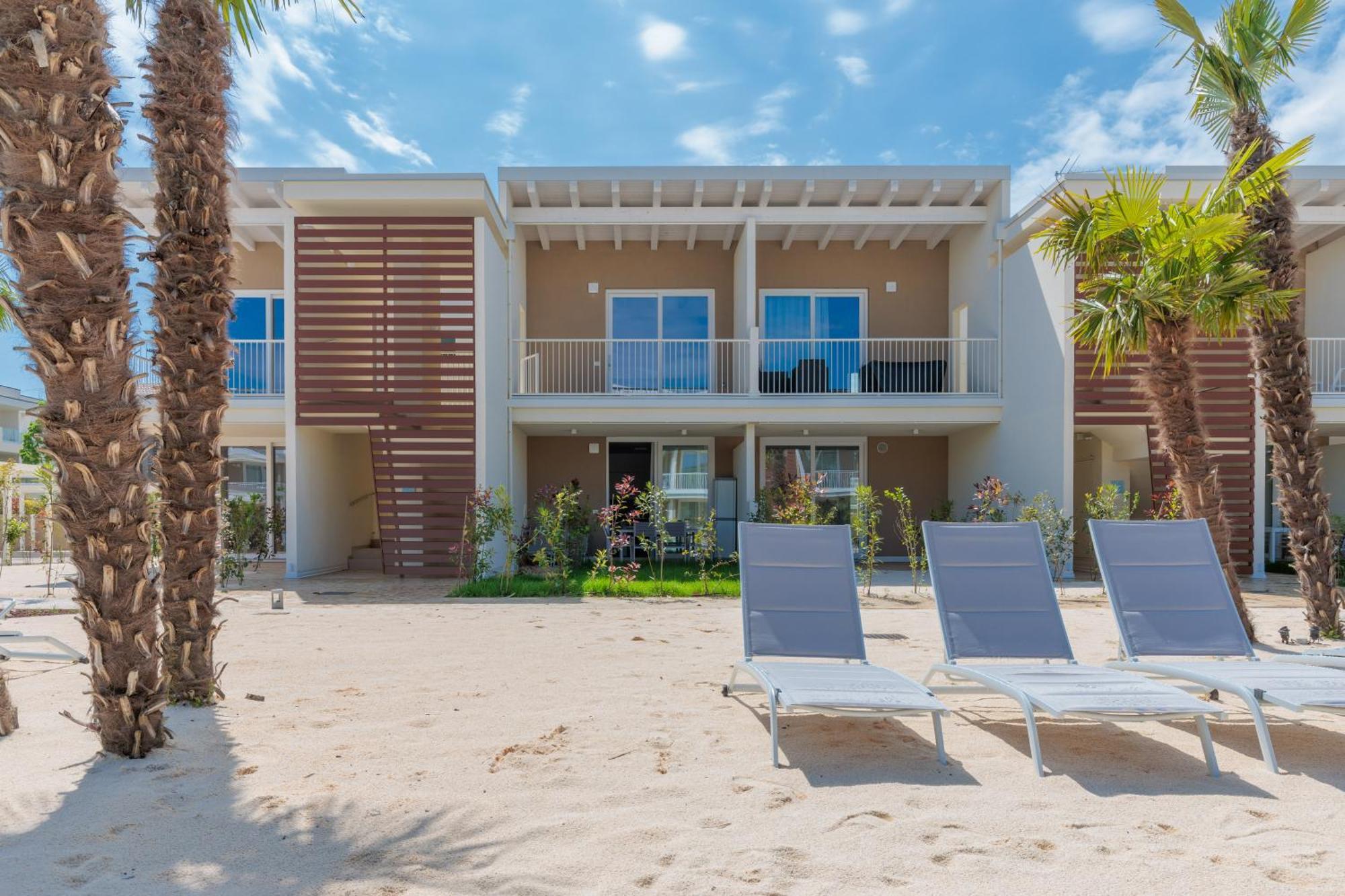Wave Island! Luxury Resort A Jesolo - Piscina E Park Free! Eksteriør bilde